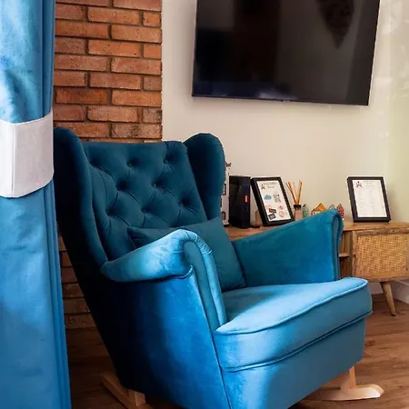 Brick Castle - Ulrich Apartment
