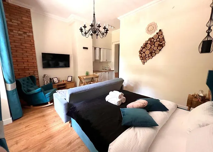 Brick Castle - Ulrich Апартаменти *